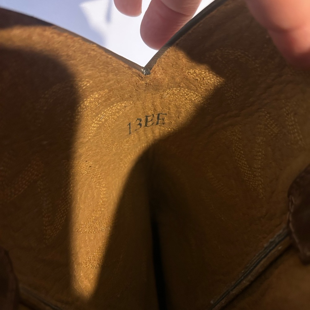 Ariat Brown Western Boots with Embroidery - Picture 11 of 11